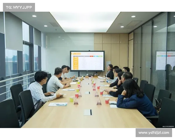 如何在会议中有效应对质疑与迟到问题提升会议效率